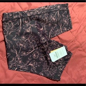 Fabletics Salar Printed Powerhold Capri XL